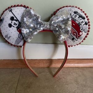 Minnie Mouse Ears